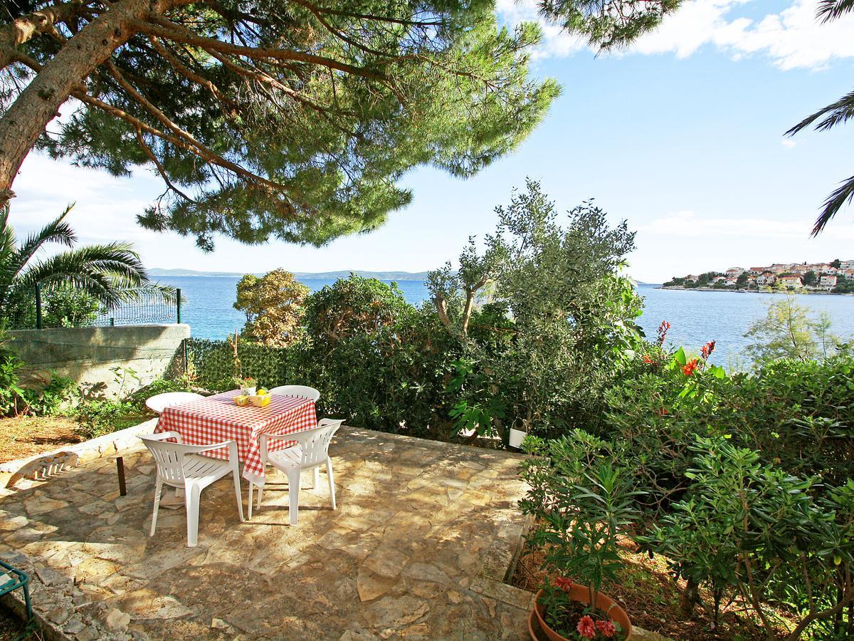 Apartment Amiela By Interhome Trogir Exteriör bild